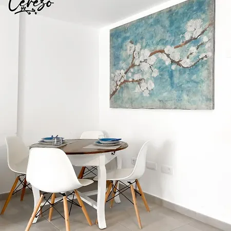 B-rent Sun Cerezo Pool Apartment *